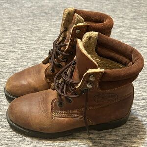 Wild Loon Ladies Lined Lace Up Leather Boots Size 7